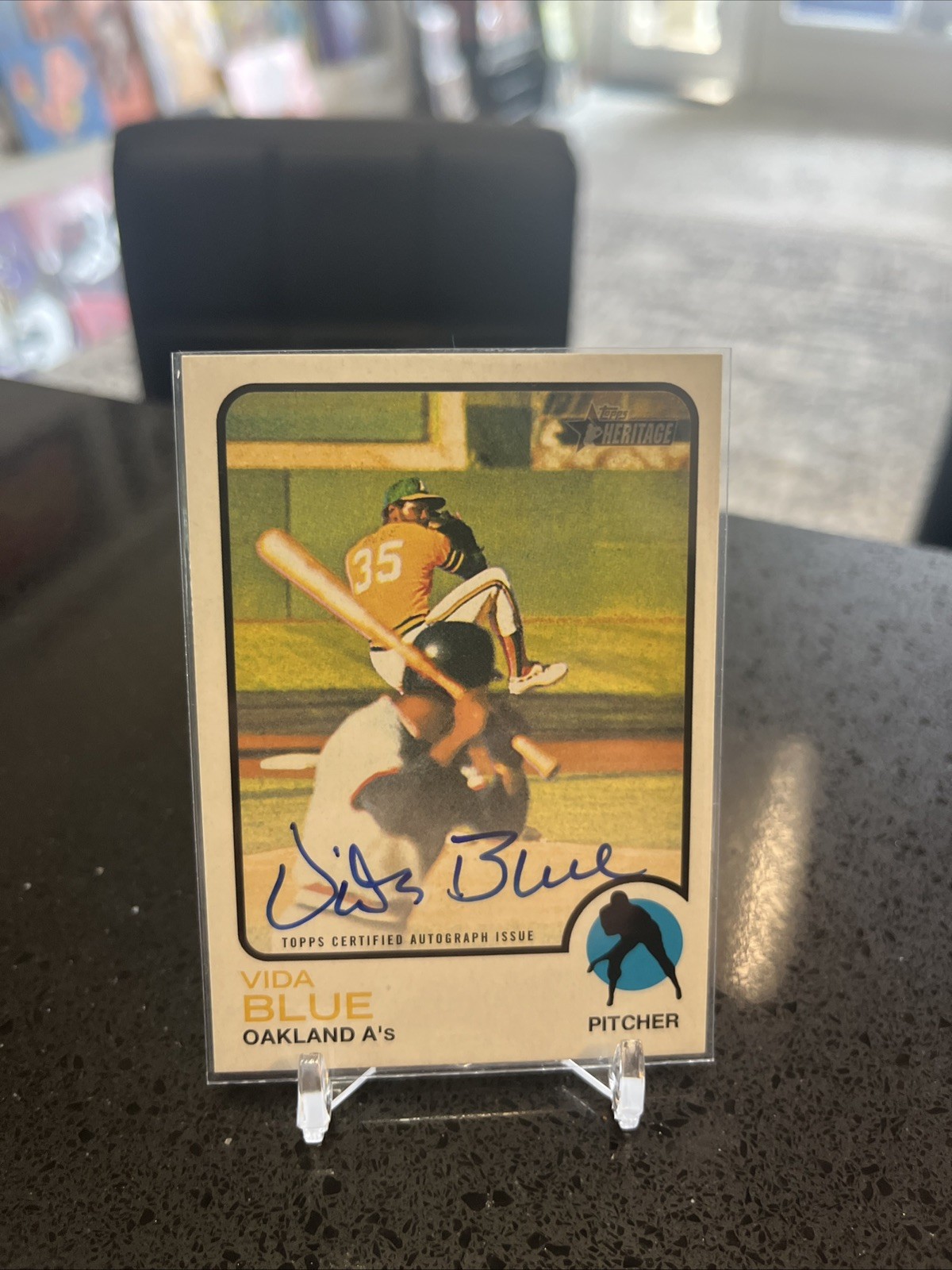2022 Topps Heritage High Number - Real One Autographs #ROA-VB Vida Blue (AU)