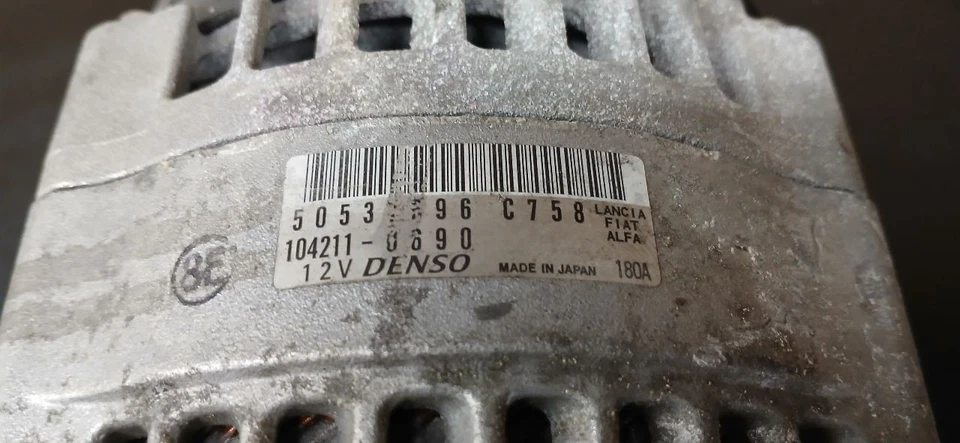 ALTERNADOR ALFA ROMEO GIULIA 17 18 19 OEM 104211-0690 Foto 2 de 4