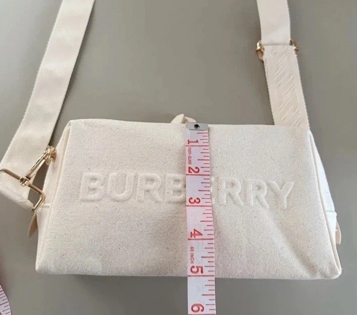 Cartera de lona convertida Burberry con correa bandolera extraíble Foto 4 de 4