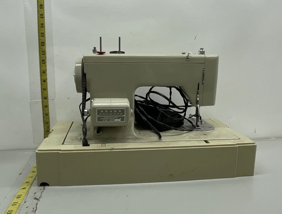 Sears Kenmore 1030 Sewing Machine Beige Heavy Duty Metal Vintage 1970s - Image 4 of 4