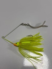 LUNKER LURE PAT.PEND. VIBRATRON spinnerbait