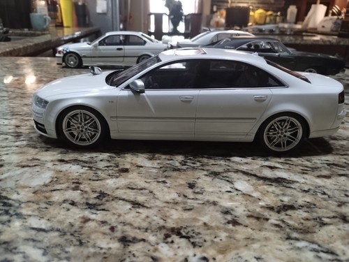 COCHE RESINA Otto AUDI S8 V10 ESCALA 1/18 Blanco Dañado Usado Suelto Sin Caja - Imagen 3 de 23
