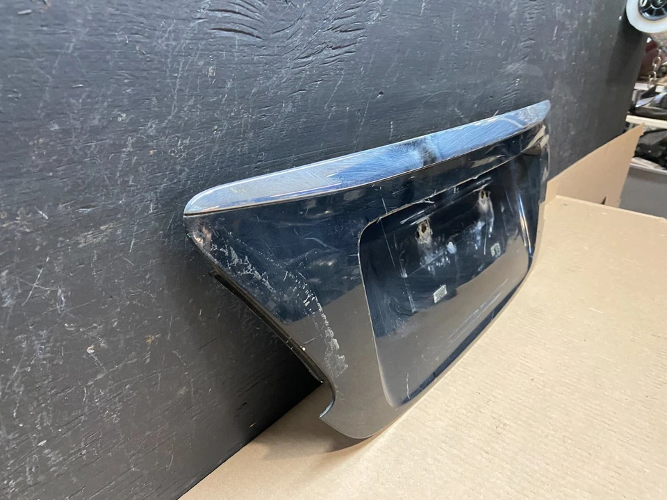 Panel de matrícula moldeado maletero trasero Lexus ES350 2007 2008 2009 OEM E8481 DG1 Foto 3 de 4