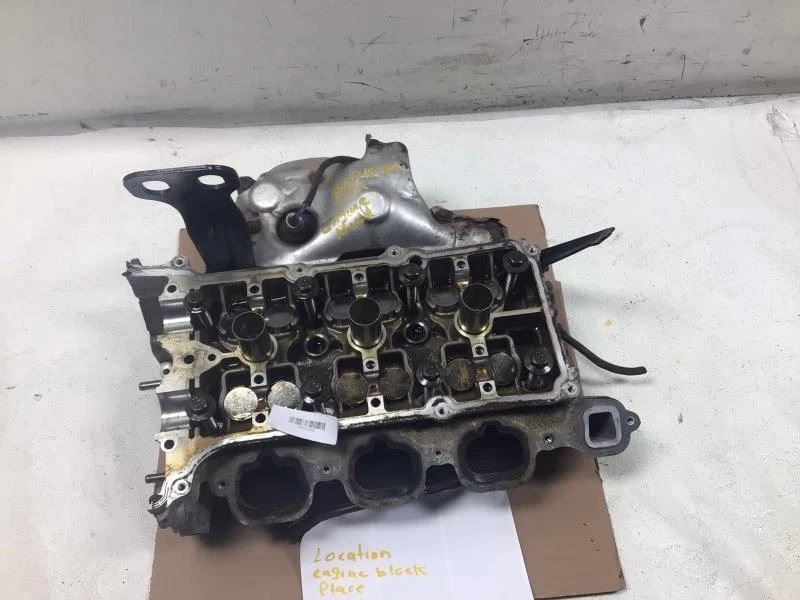 Ford Explorer XLT 2011 3,5 L culata derecha con colector de escape y oxígeno OEM+ Foto 4 de 4