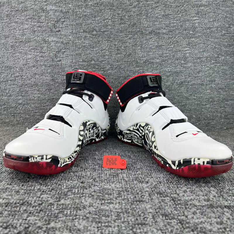 Size 7.5 - Nike Zoom LeBron 4 2023 Graffiti for sale online  display picture 2