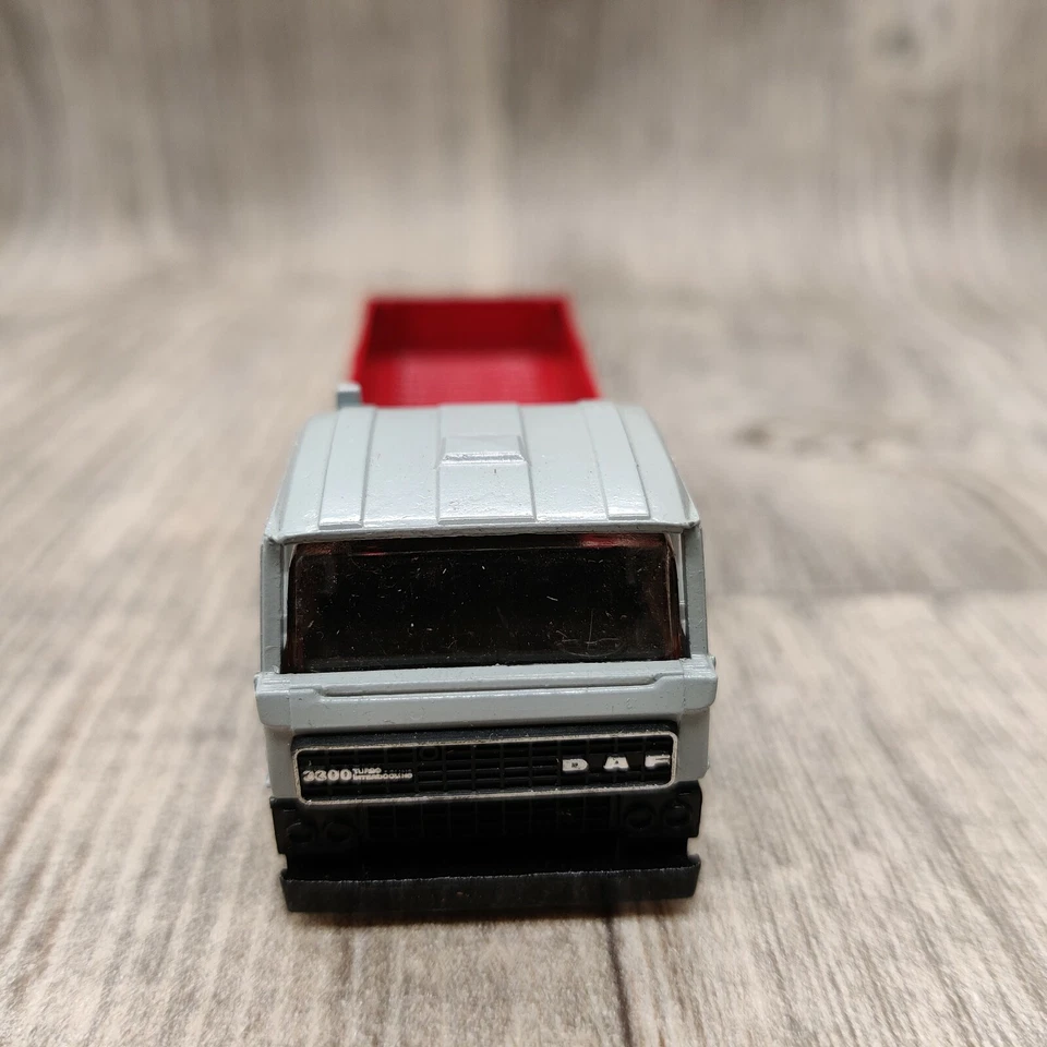 CAMION DAF 3300 EFI BENNE ROSSO CABINA GRIGIO 1:87 NUOVO SCATOLA OLANDESE - Immagine 3 di 4