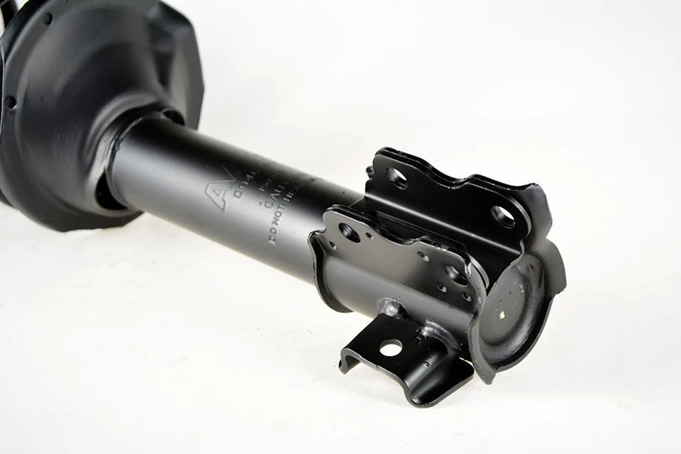 Suspension Strut and Coil Spring Assembly OSC Q171943 fits 93-99 Nissan Altima - Image 3 of 4