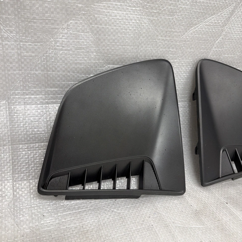 Cubierta de bisel de luz de parachoques izquierda + derecha 2 piezas GENUINA HYUNDAI IONIQ 2017-2019 Foto 2 de 4