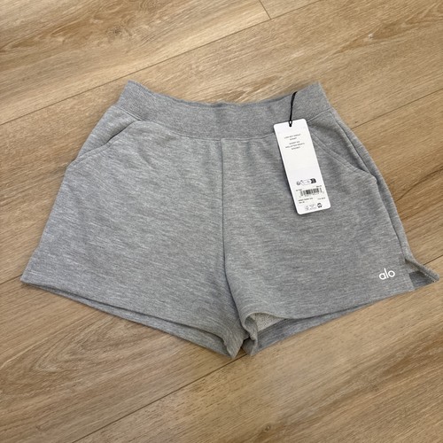Short sweat bas ALO Yoga - gris bruyère - taille XS PRIX DE VENTE CONSEILLÉ 68 $ - Neuf avec étiquette - Photo 2/10