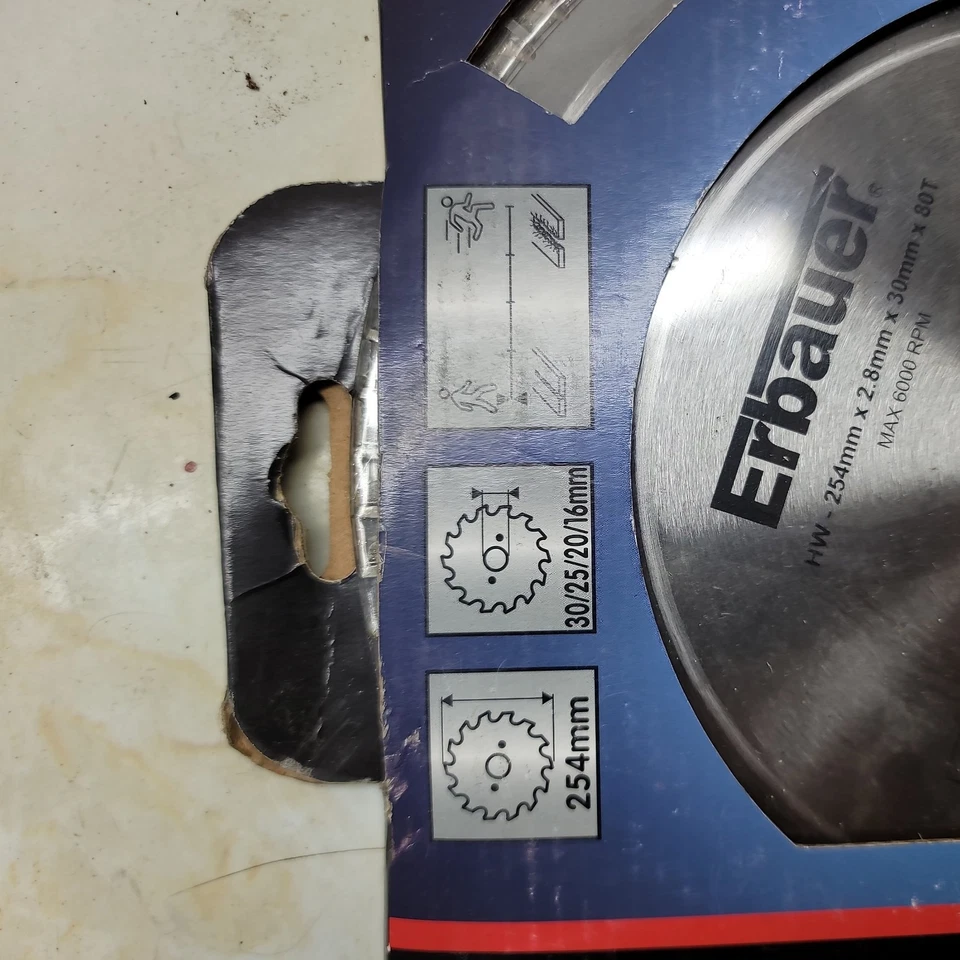 Erbauer Aluminium TCT Circular Saw Blade 254mm x 30mm 80T - 812760  - Image 3 of 4