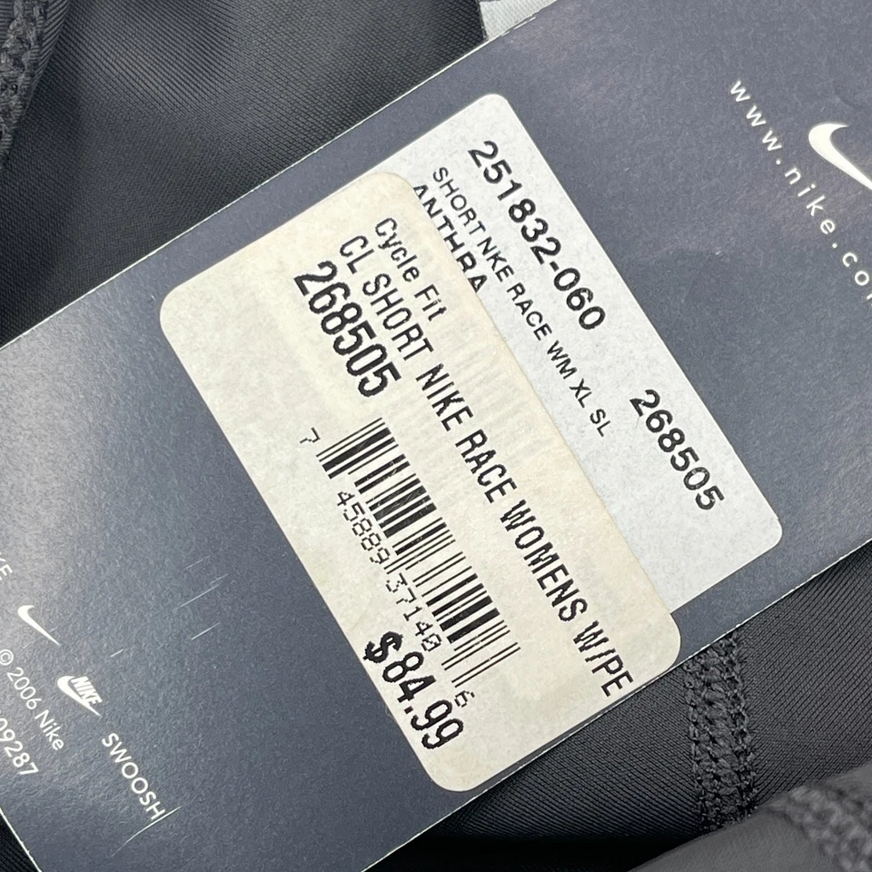 Pantalones Cortos de Ciclismo Nike para Mujer XL Carbón Acolchado Compresión Nylon Spandex Motociclista Foto 4 de 4