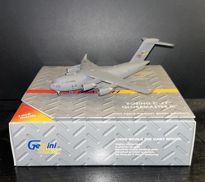 GeminiJets 1:400 Boeing C-17A Globemaster III USAF 05-5140 March ARB GMUSA115