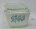 Vintage PYREX Amish Butterprint Refrigerator Dish 502 1-1/2 Pint Dish With Lid