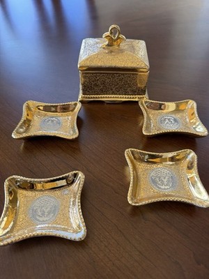 Le Mieux China 24K Gold Platinum Cigarette/Trinket Box and Four Ashtrays/Trinket