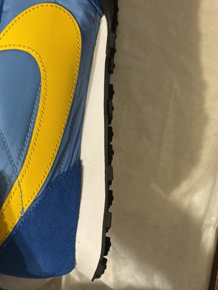 NIKE WAFFLE RACER UNIVERSITY AZUL 10 ZUK 9 ME BR 42 11,5 WMNS UK 9 BR 42 CM 28 Foto 4 de 4