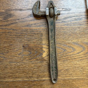 Vintage GTD Greenfield Little Giant Reversable Pipe Wrench  USA