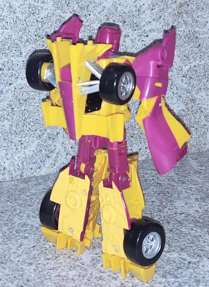 Transformers Combiner Wars DRAGSTRIP Deluxe Generations - Image 4 of 4