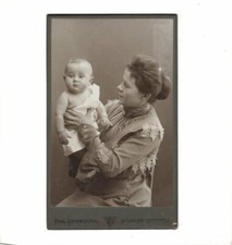 CDV Foto Feine Dame mit Baby - Solingen 1900er