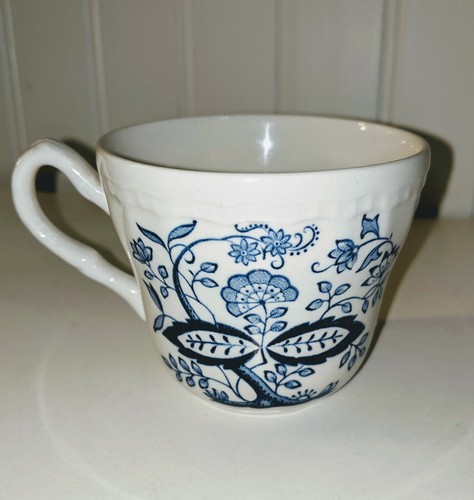 Vintage Enoch Wedgwood (Tunstall) Ltd Blue Heritage Onion - Tea Cup Set England - Picture 4 of 5