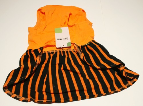 Fitwarm Dog Dress MEDIUM Lightweight Halloween 14" Back Length - Picture 2 of 4