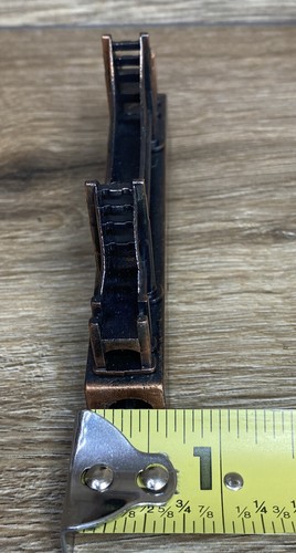 Antique Finish Die Cast Miniature GOLDEN GATE BRIDGE PENCIL SHARPENER 176L NEW - Picture 6 of 12