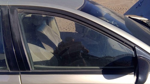 1996 1997 1998 1999 2000 Saturn Sw2 Passenger Right Front Side Window Door Glass - Picture 6 of 7