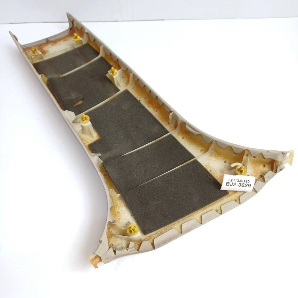 1998-2005 Lexus GS 400 Center Pillar Trim 6241330190 - Imagem 4 de 4