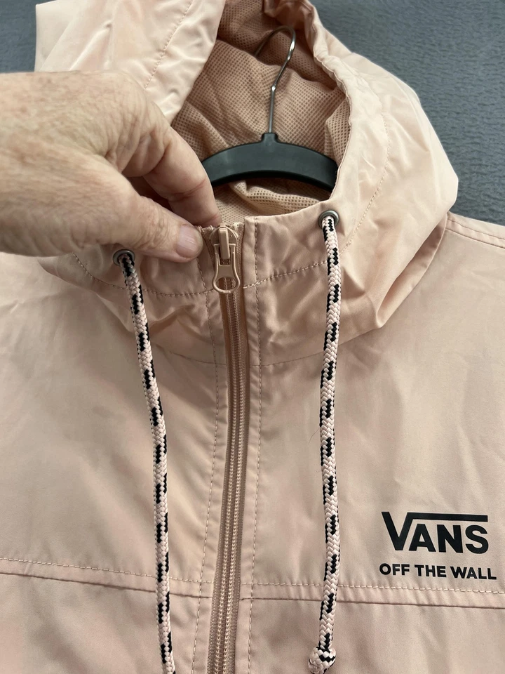 Chaqueta cortavientos Vans para mujer pequeña rosa con capucha cremallera completa manga a cuadros Foto 4 de 4