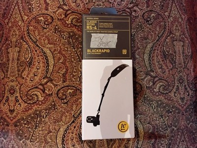 Classic Retro RS 4 Camera Strap Comfortable Foam Padding Zipper Pocket