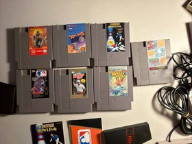 1985 Nintendo NES Console Bundle - 7 Games, 6 Controllers, Four Score, Gun -unte