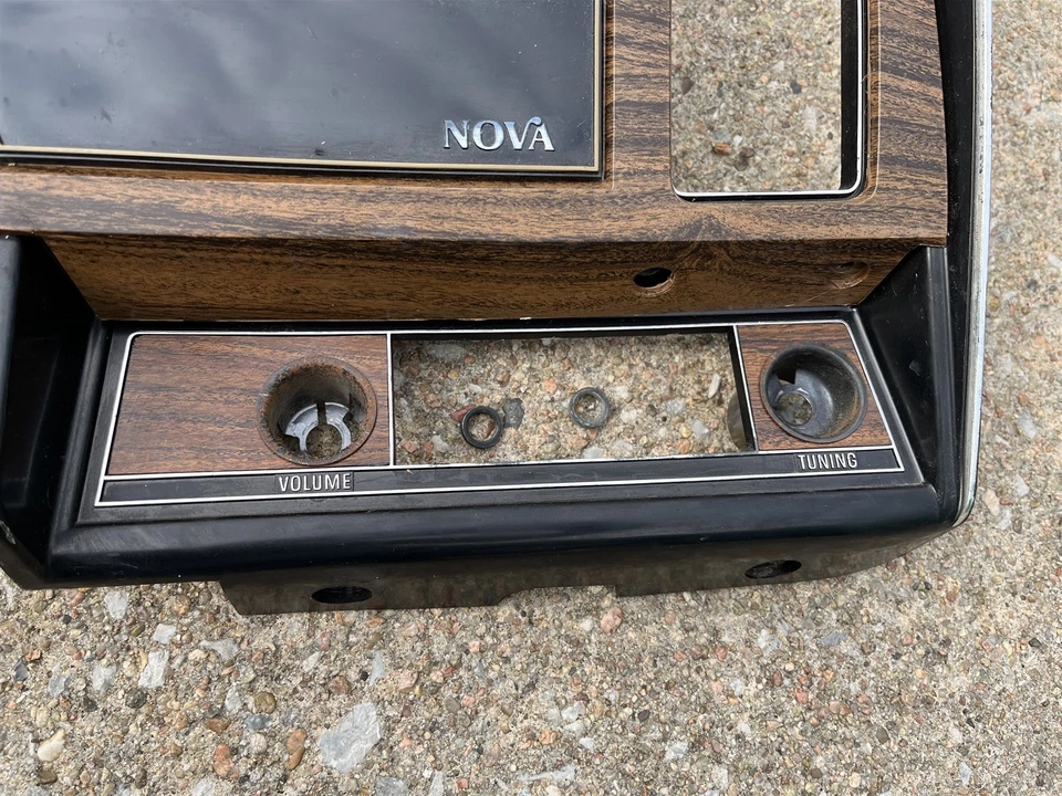 1969 - 1974 Chevrolet Nova Instrumento Moldura Grão de Madeira OEM Interruptores Ventilação  - Imagem 2 de 4