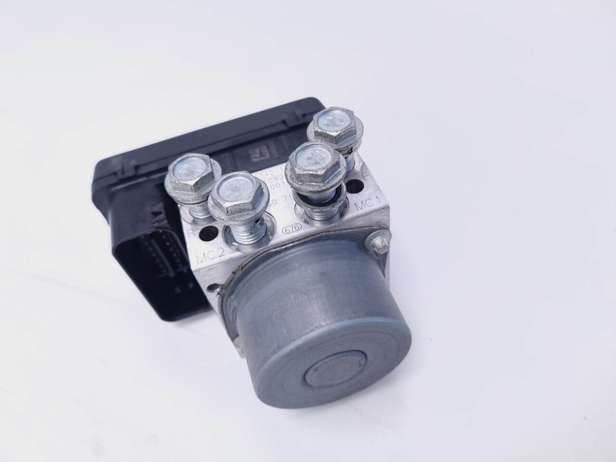 sakmam様2.9前後bd ABS Module pump control unit Harley Davidson Dyna Wide glide