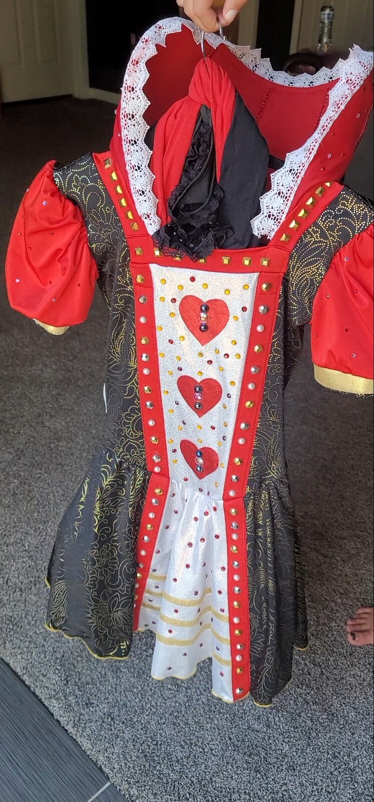 Disfraz Reina de Corazones. Vitrina de patinaje artístico. Danza
