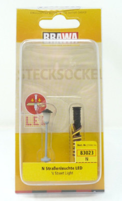 BRAWA 83023 STRASSENLATERNE PIN STECKDOSE LED SPUR N