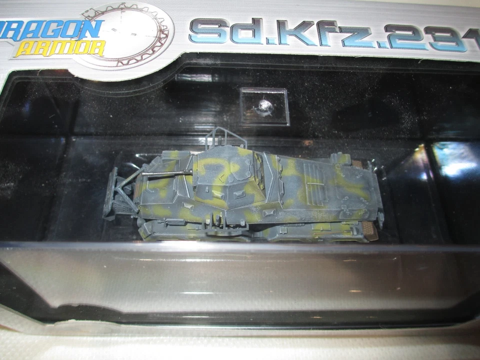 DRAGON 1:72 SD.KFZ.231 23.PZDIV MOZDOK  1942 - Image 2 of 3