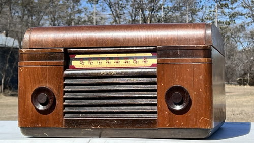 RCA VICTOR VICTROLA MODEL 65AU RADIO RECORD PLAYER COMBO 1940s WWII ERA RADIO - Picture 3 of 16