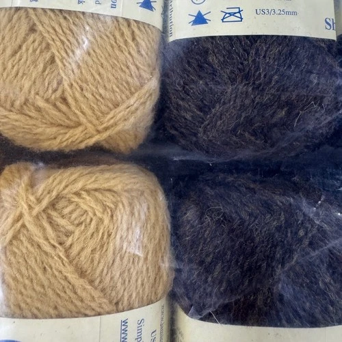 Jamieson's of Shetland Spindrift 100% Wool Yarn 8 Skeins Flax Birch 252 375 image 4