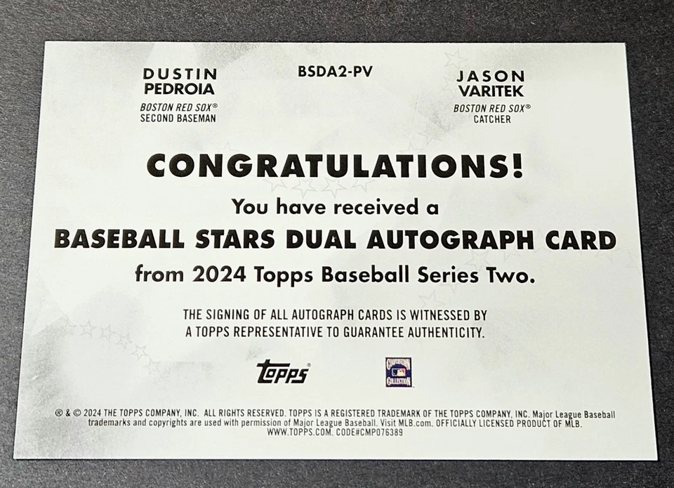 2024 Topps Serie 2 Estrellas de Béisbol/10 Doble Automático Varitek Dustin Pedroia Medias Rojas Foto 2 de 2