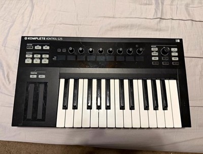 Native Instruments Komplete Kontrol S25 25-Key Semi-Weighted