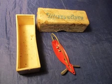 VINTAGE MARVELURE RED WIGGLER MOUSE WEEDLESS WIGGLER FISHING LURE W BOX CHICAGO