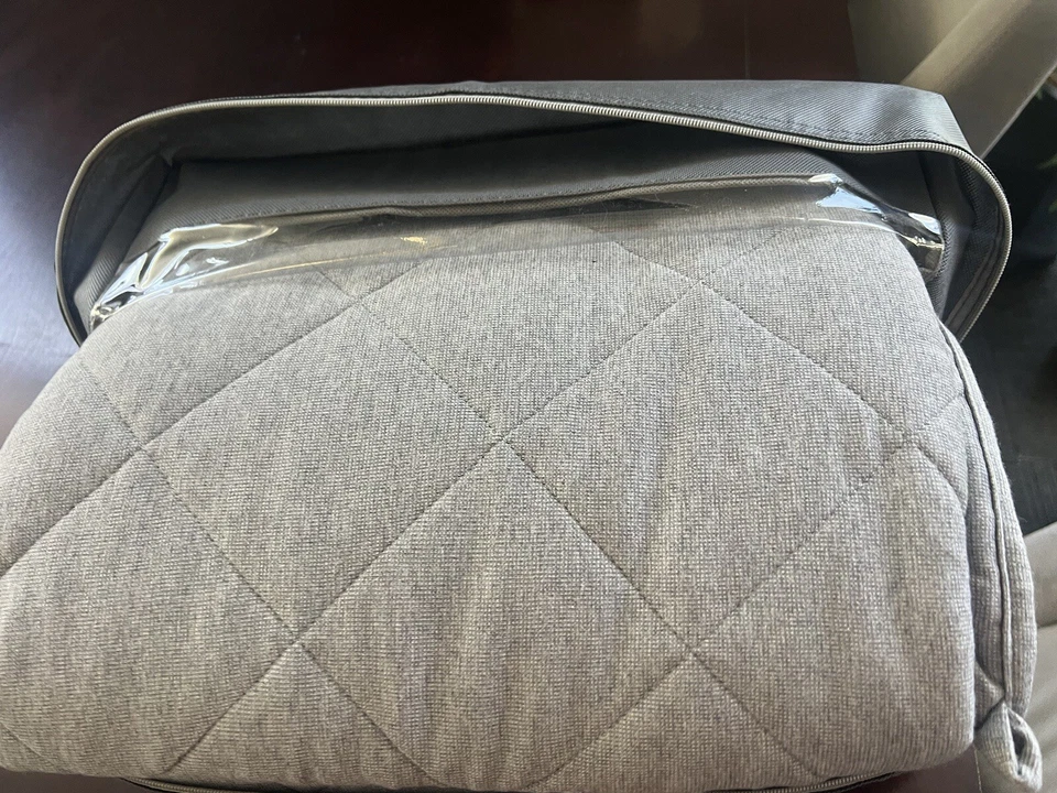 Brand New Grey Queen Weighted Blanket - Image 4 of 4