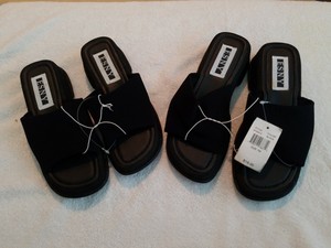 esny flip flops