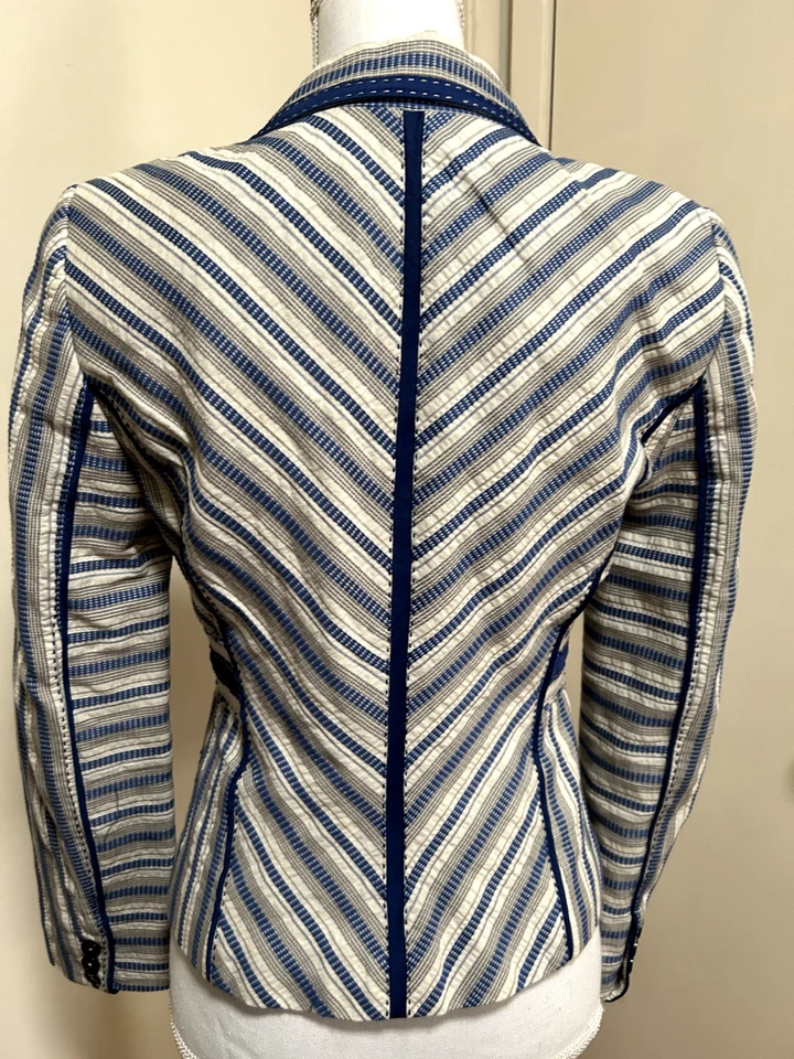 	Chaqueta, mezcla de algodón azul, blanco gris rayas  Foto 2 de 4