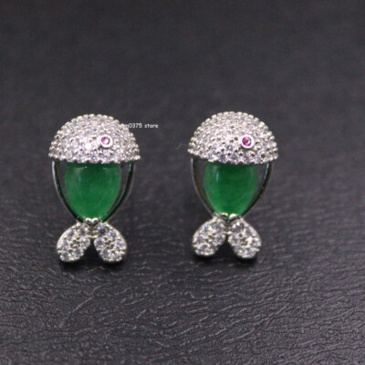 NEW WHITE Plated Alloy Handmade Green Jade Small Fish Earrings Stud 11mmH