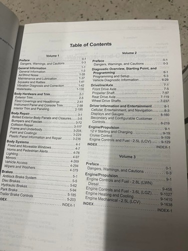 2017 GM Chevy Colorado GMC CANYON Service Shop Workshop Repair Manual Set OEM - Picture 4 of 6
