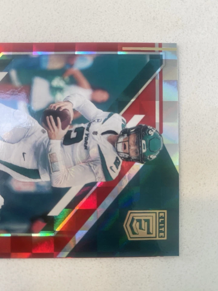 2021 Panini Chronicles Zach Wilson #177 Elite Update Red  /399 (RC) - Image 3 of 4