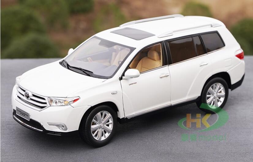 1:18 Toyota Highlander 2012 SUV Metal Diecast Car Model Toys