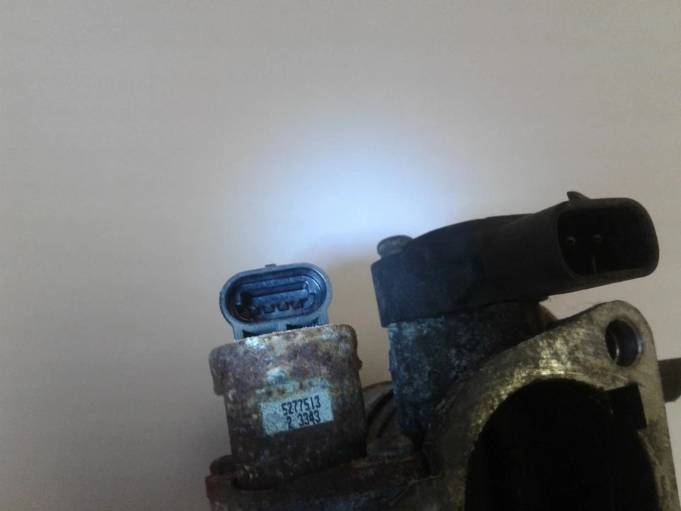 Used Fuel Injection Throttle Body fits: 1994 Plymouth Voyager Throttle Valve Ass Foto 2 de 4