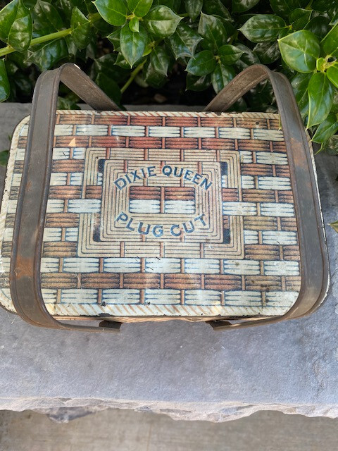 VTG Dixie Queen Plug Cut Lunchbox Tobacco Tin W/ Hinged Lid Factory #1 VA,  USA