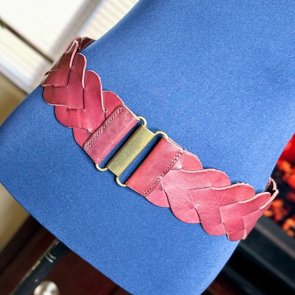 Cinto elástico ajustável couro trançado Anthropologie Russet vintage em excelente estado usado - Imagem 3 de 4